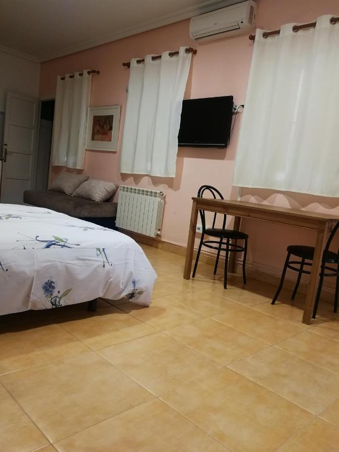 Pension Navarra Мадрид Экстерьер фото