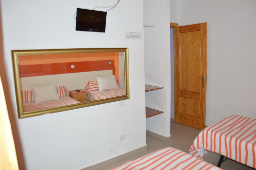 Pension Navarra Мадрид Экстерьер фото